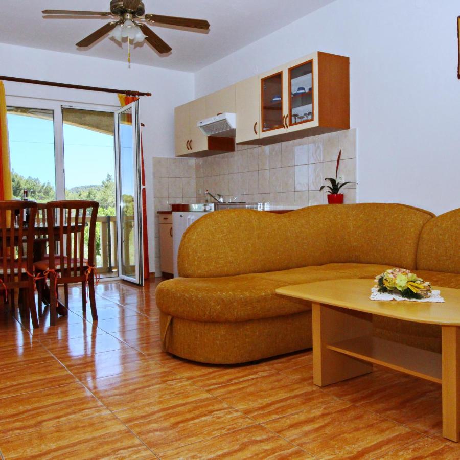 Apartments Veselka, 룸바르다 외부 사진