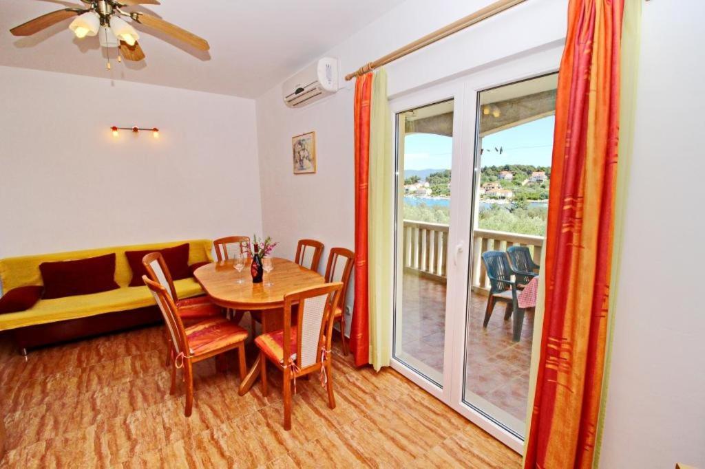 Apartments Veselka, 룸바르다 외부 사진