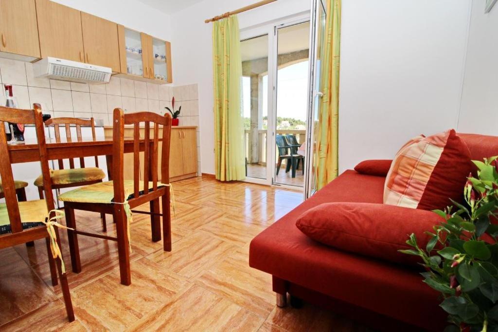 Apartments Veselka, 룸바르다 외부 사진